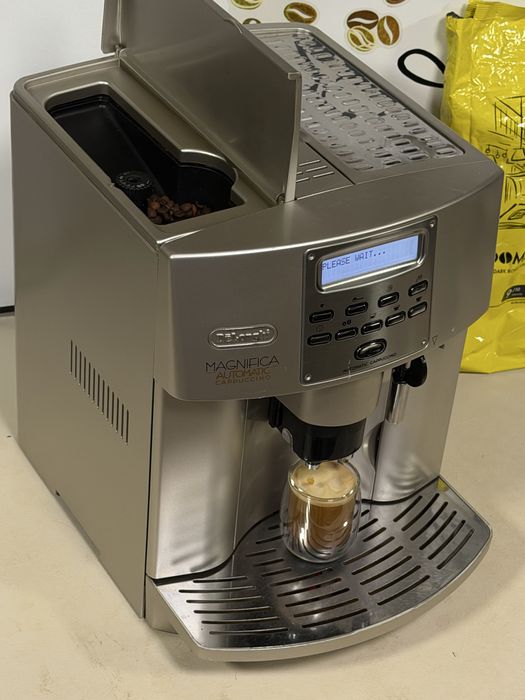 Кафемашина кафе автомат delonghi automatic с гаранция