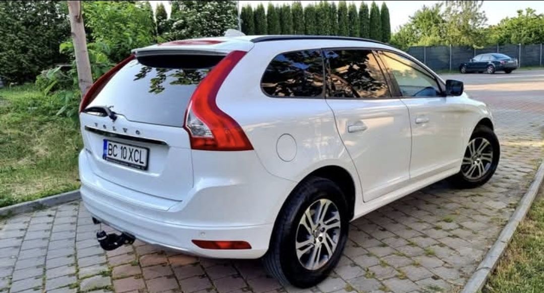 Vând Volvo Xc60 2015