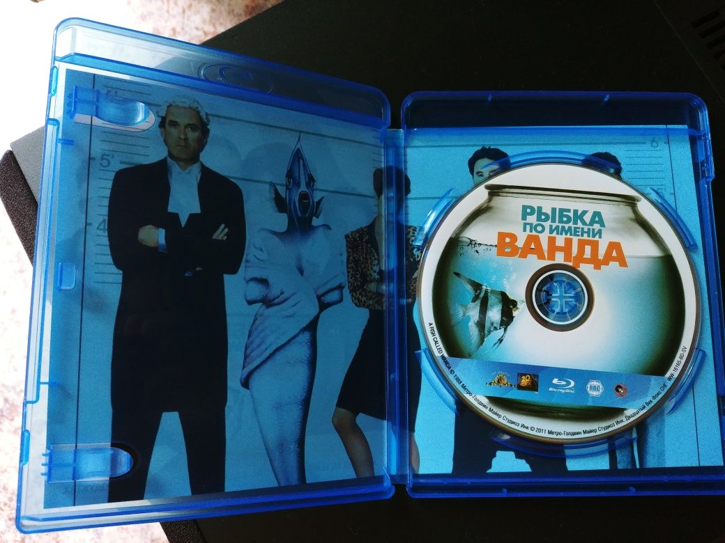 Продаю фильм Рыбка по имени Ванда (Blu-Ray)