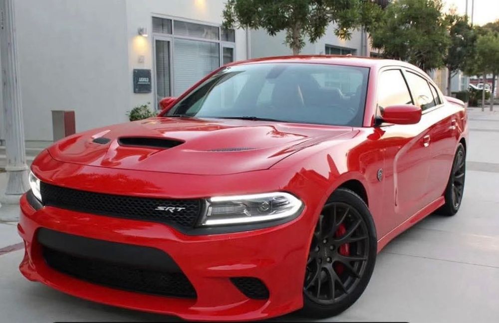 Кола Dodge Charger СПЕШНО