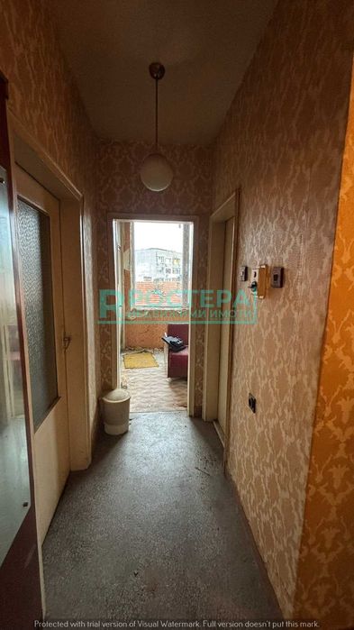 Продава се Двустаен апартамент в Търговище, Център - 73 кв.м за 957 €/кв.м - Снимка #6