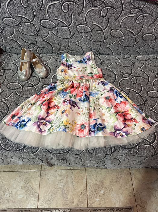 Рокля И Обувки за Момиче