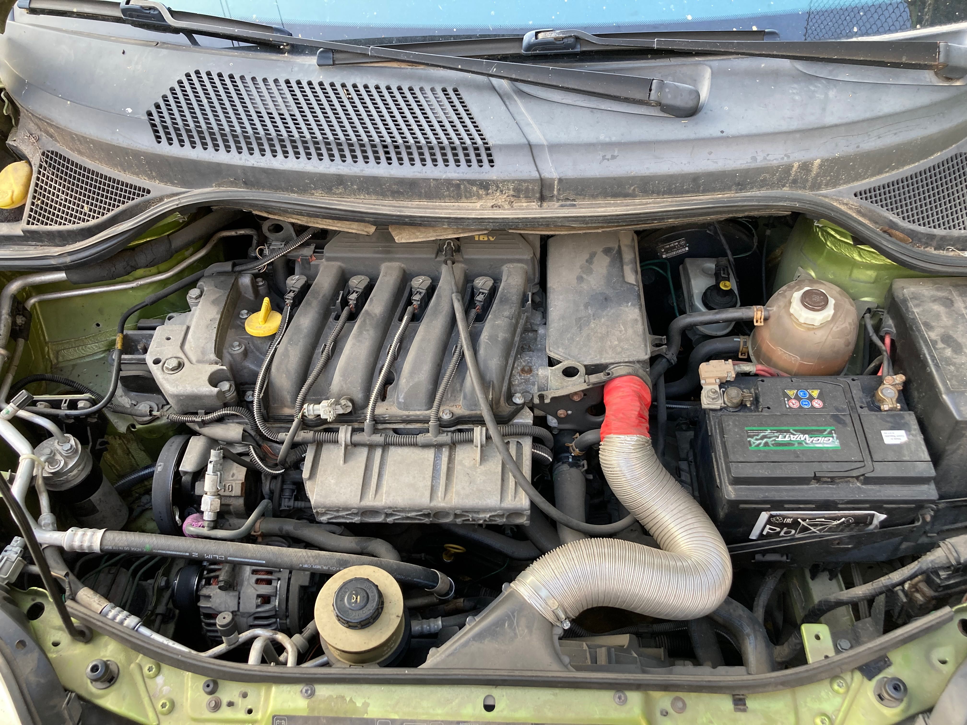 Renault Scenik 1.6 Бензин 16 клапана