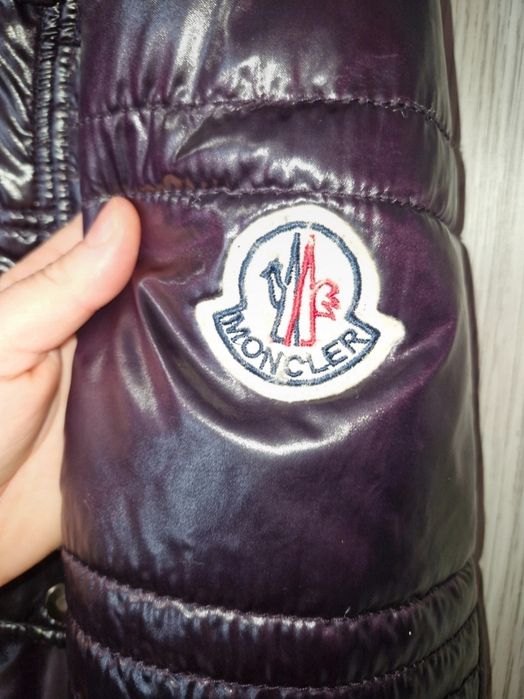 Geaca lucioasă Moncler