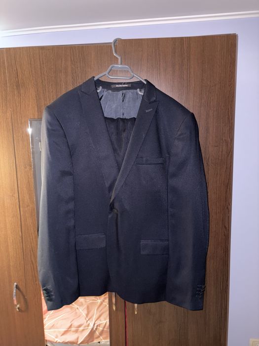 Costum barbat nunta