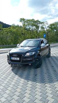 Vând Audi Q7 3.0 quattro 2007