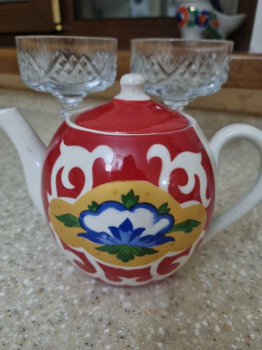 Креманки и заварник советских времен