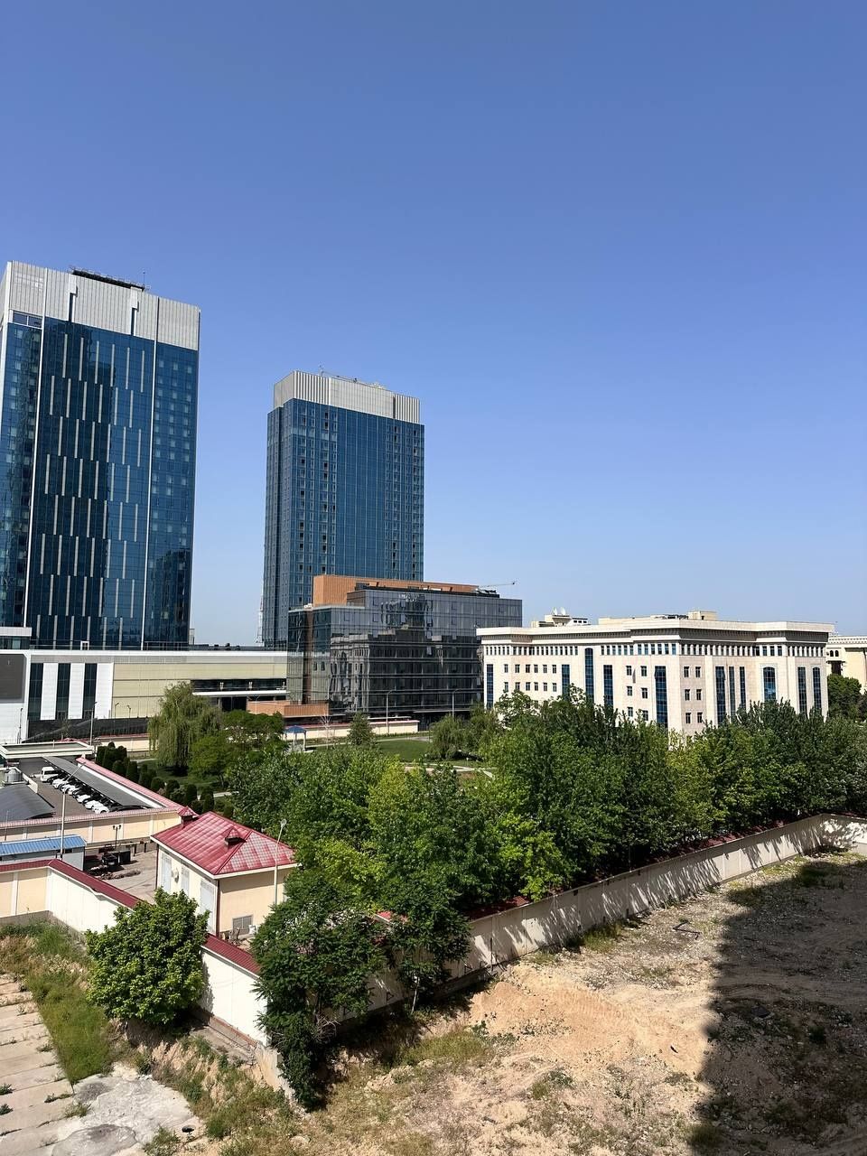 Продам 2/5/23 45м2 в ЖК Nest One, вид на парк
