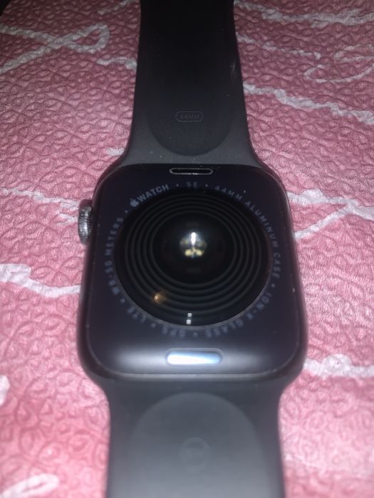 Apple watch SE2 44mm LTE 2023г