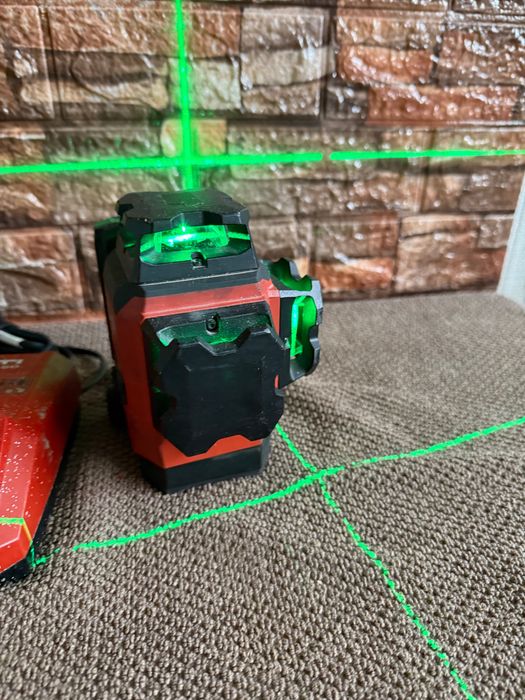 Nivela HILTI PM30