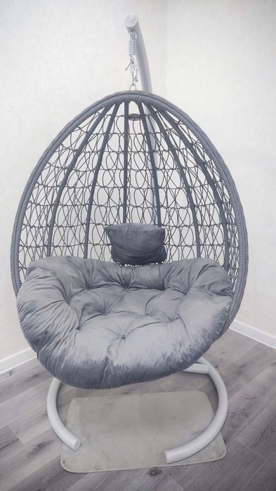 Кресло-кокон в отличном состоянии