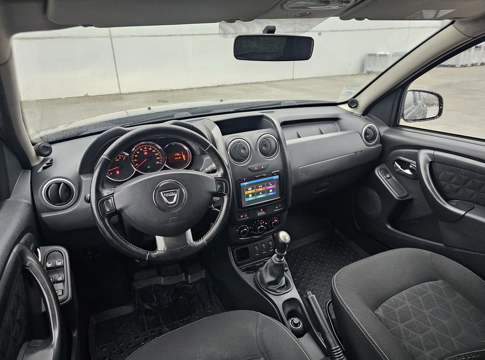 Dacia Duster Laureate - 2015