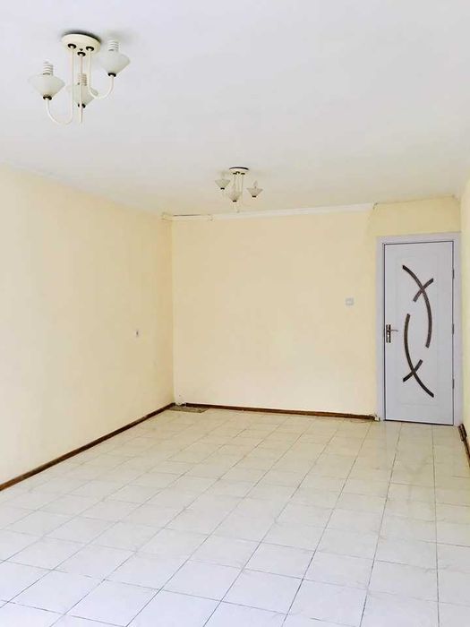 Дава се под наем Двустаен апартамент в Бургас, Възраждане - 70 кв.м за 204 € - Снимка #1