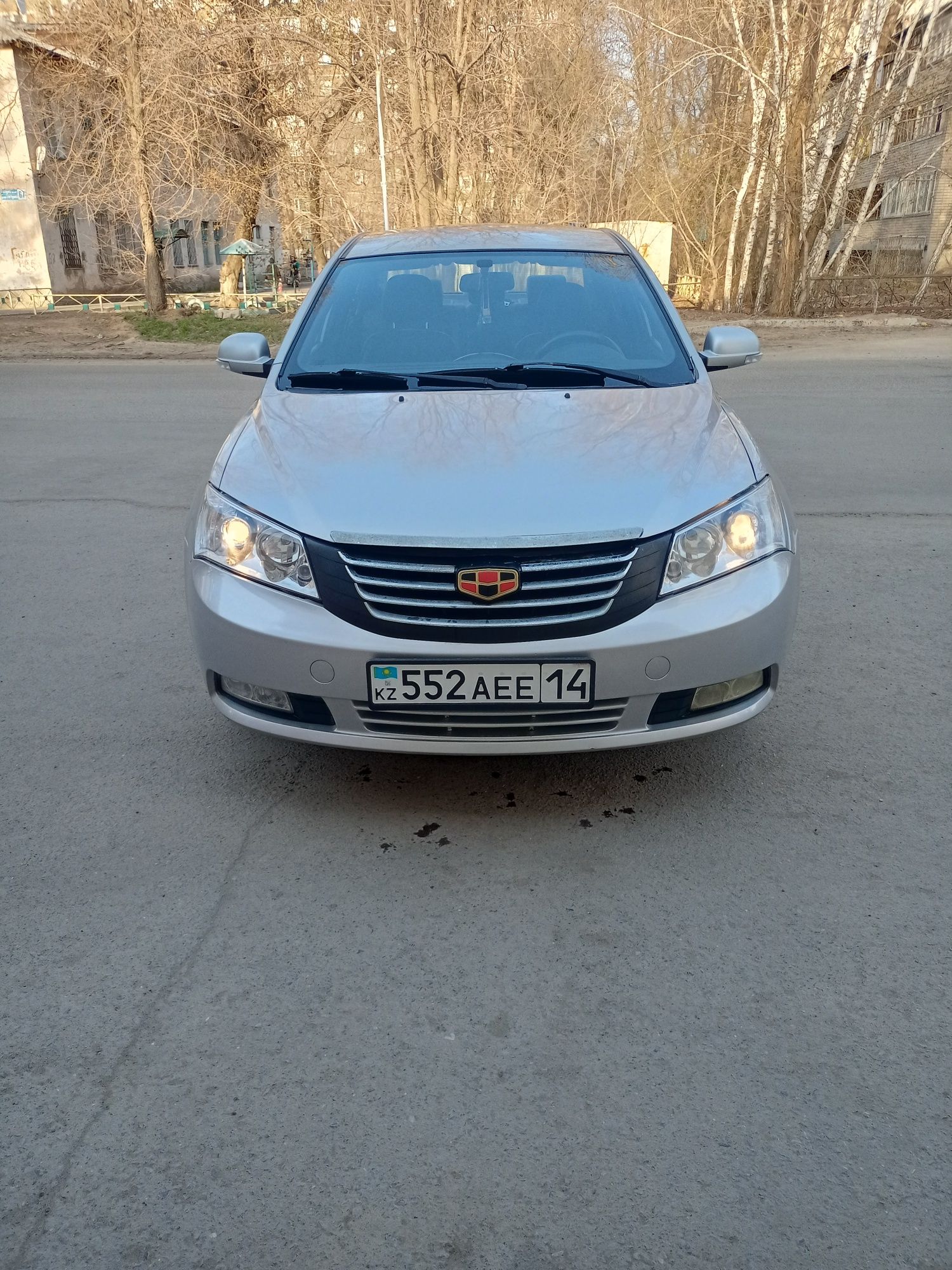 Geely Emgrand EC7