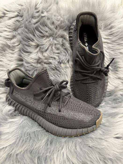 36-46 Yeezy 350 Cinder Reflective