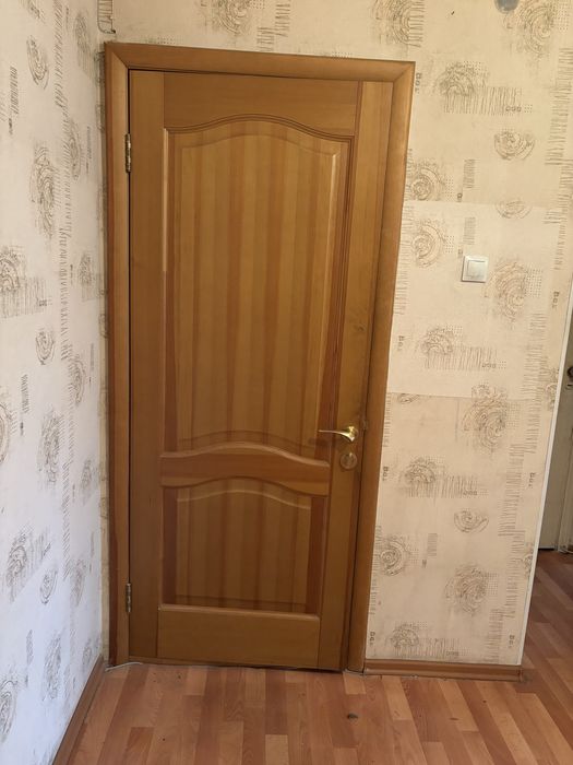 Продам не дорого входная дверь