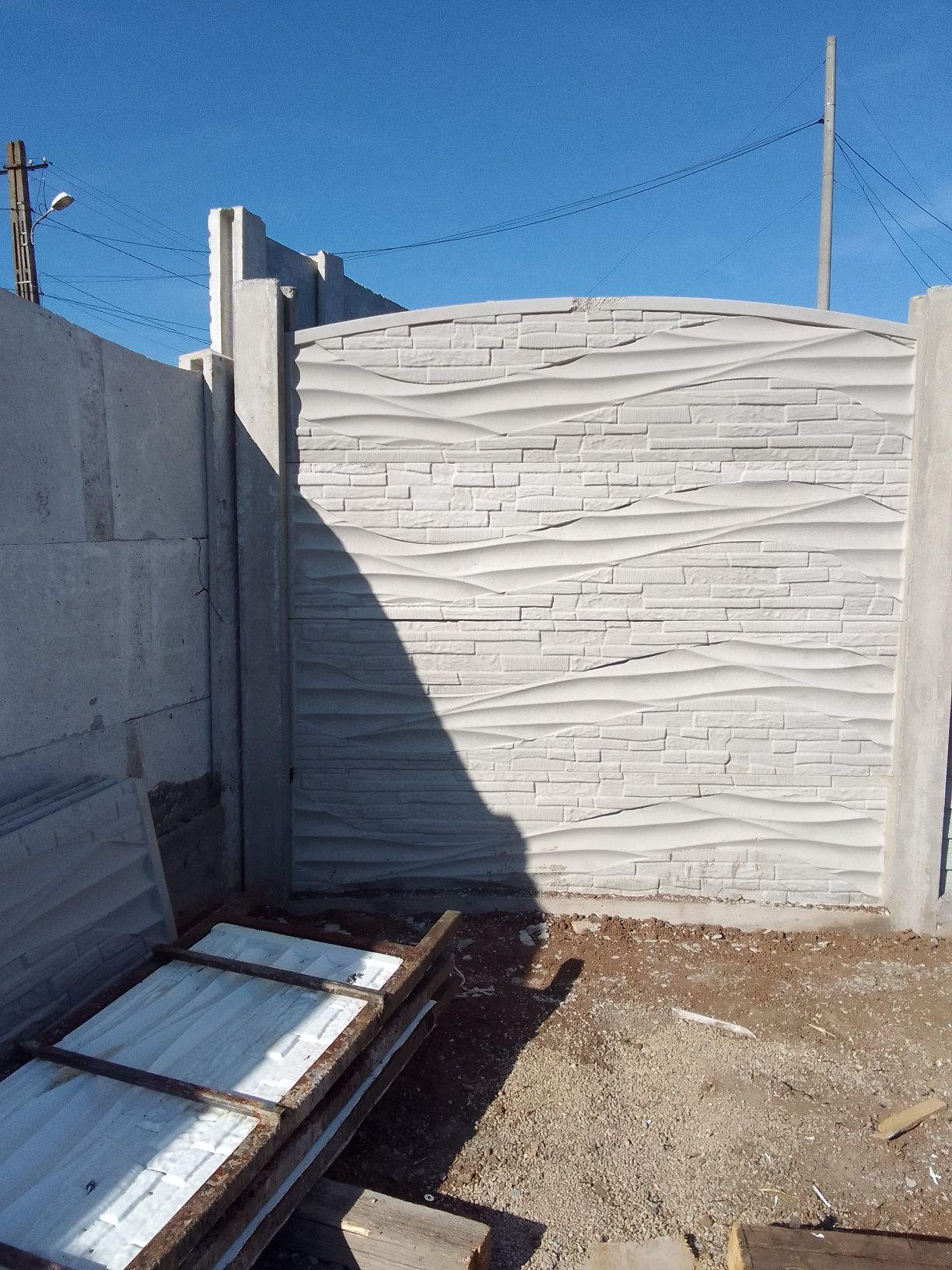 Gard din beton bradesti