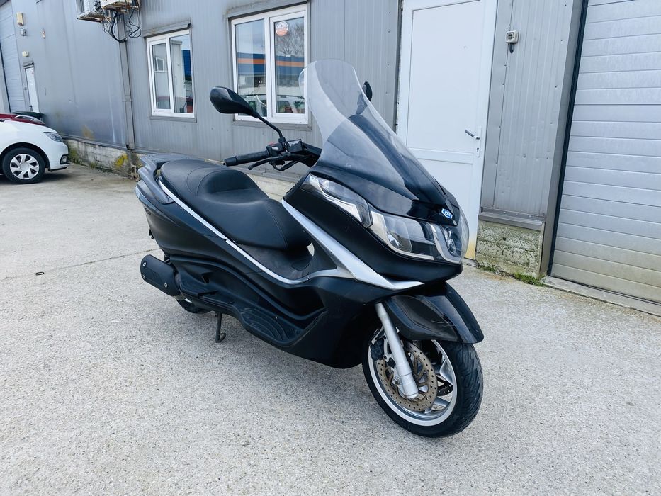 RATE FIXE fara avans Piaggio X10 125 categ B Livrare GRATUITA Buyback