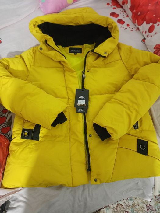 Тёплые куртки срочно продам