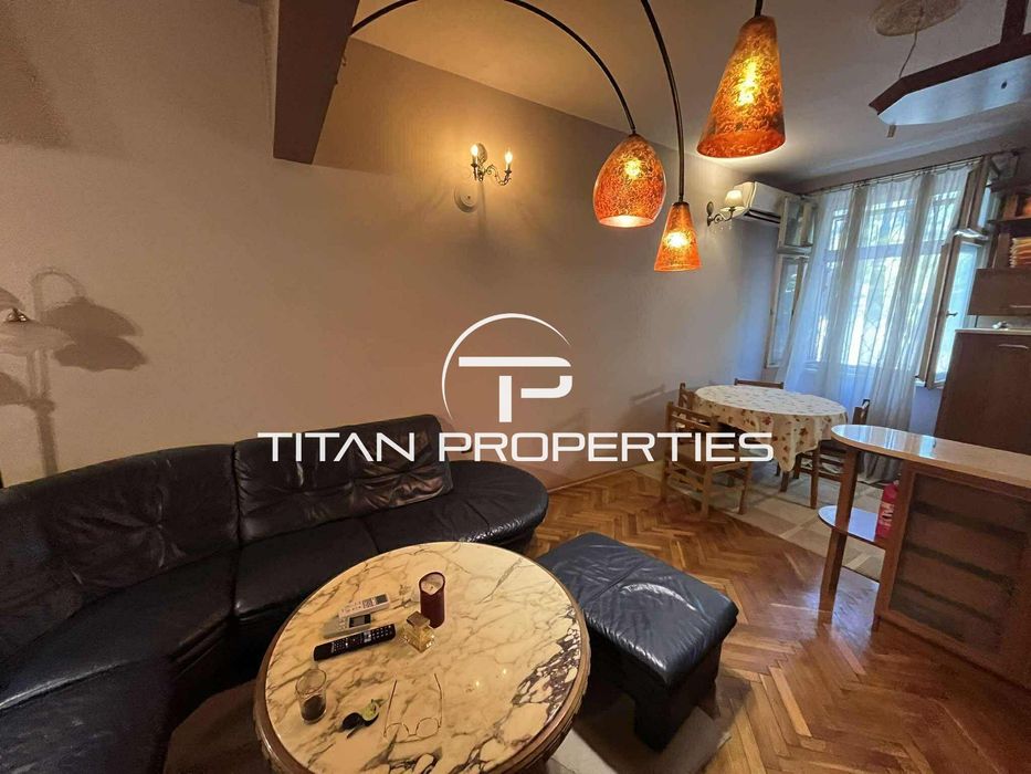 Тристаен апартамент, под наем, кв. Колхозен пазар