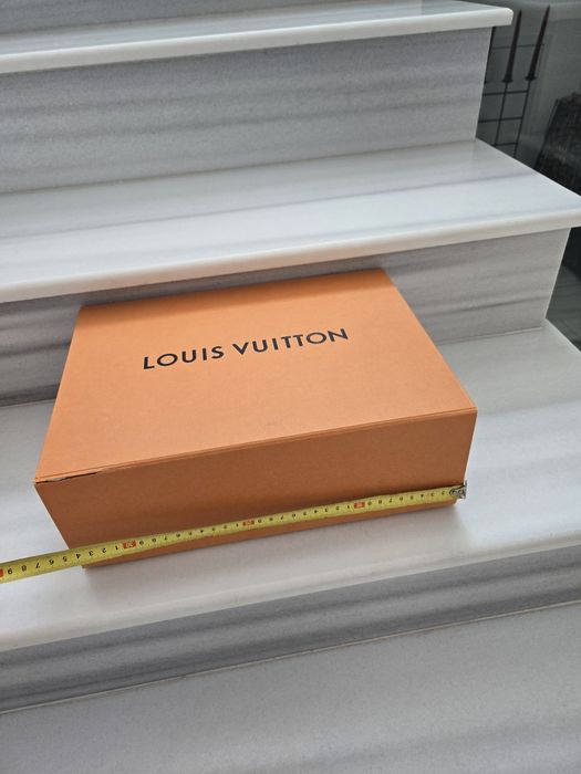 Cutie originală Louis Vuitton
