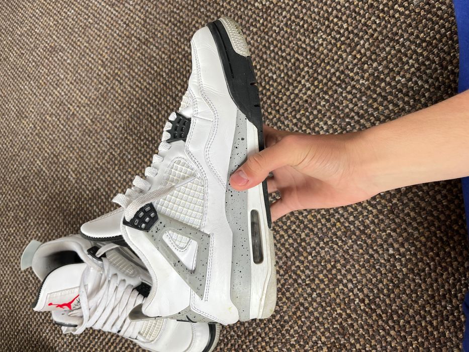 Vând Jordan 4 White cement