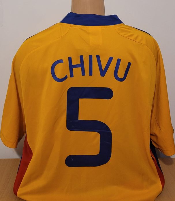 Tricou retro Romania Chivu