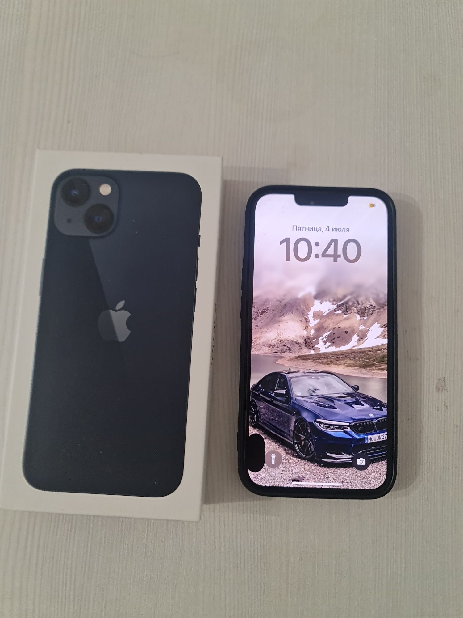 iPhone 13  продам