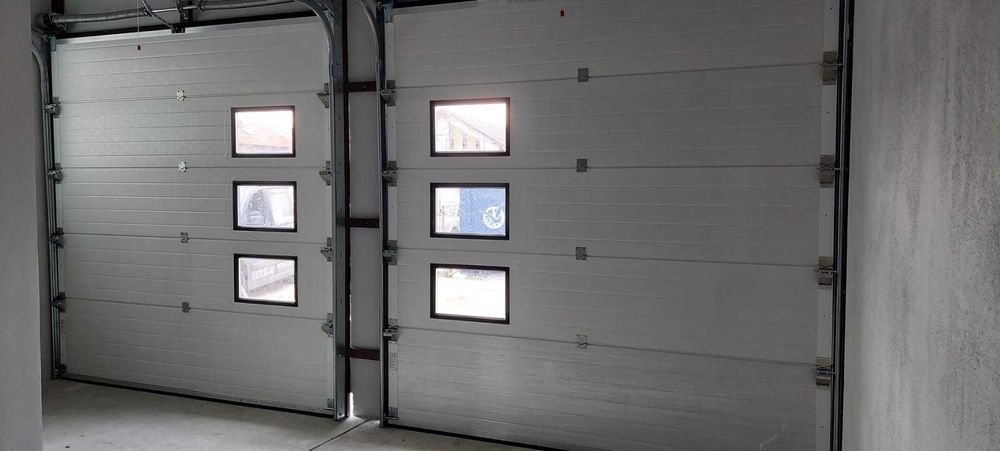 Usa sectionala izolata XPT DOORS pret incepand de la 591 euro