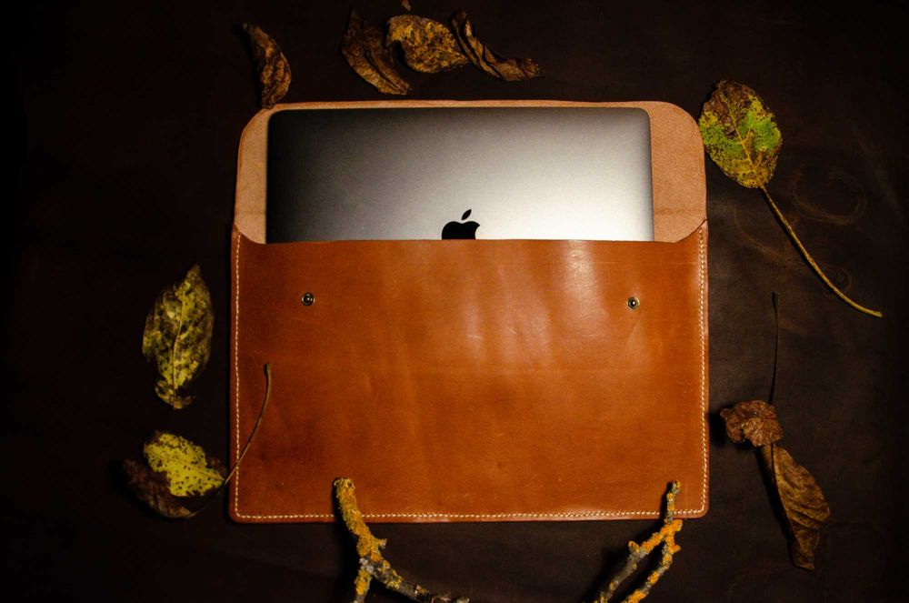 Husă handmade piele naturala laptop