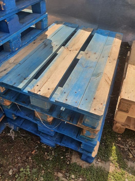 Vand paleti si euro-paleti.