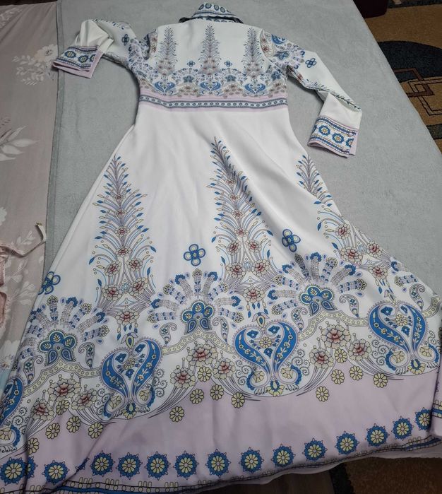 Rochie eleganta superba, alba cu model etnic violet, TrendButik, L-40