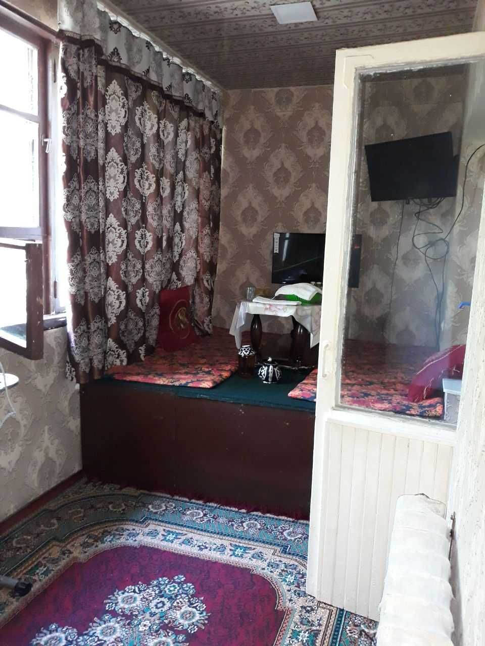 Продаётся Квартира 4 x Комнат  Чиланзар 22 , Учтепинский р-н