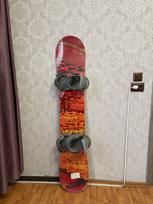 Placa snowboard 150 cm cu legaturi