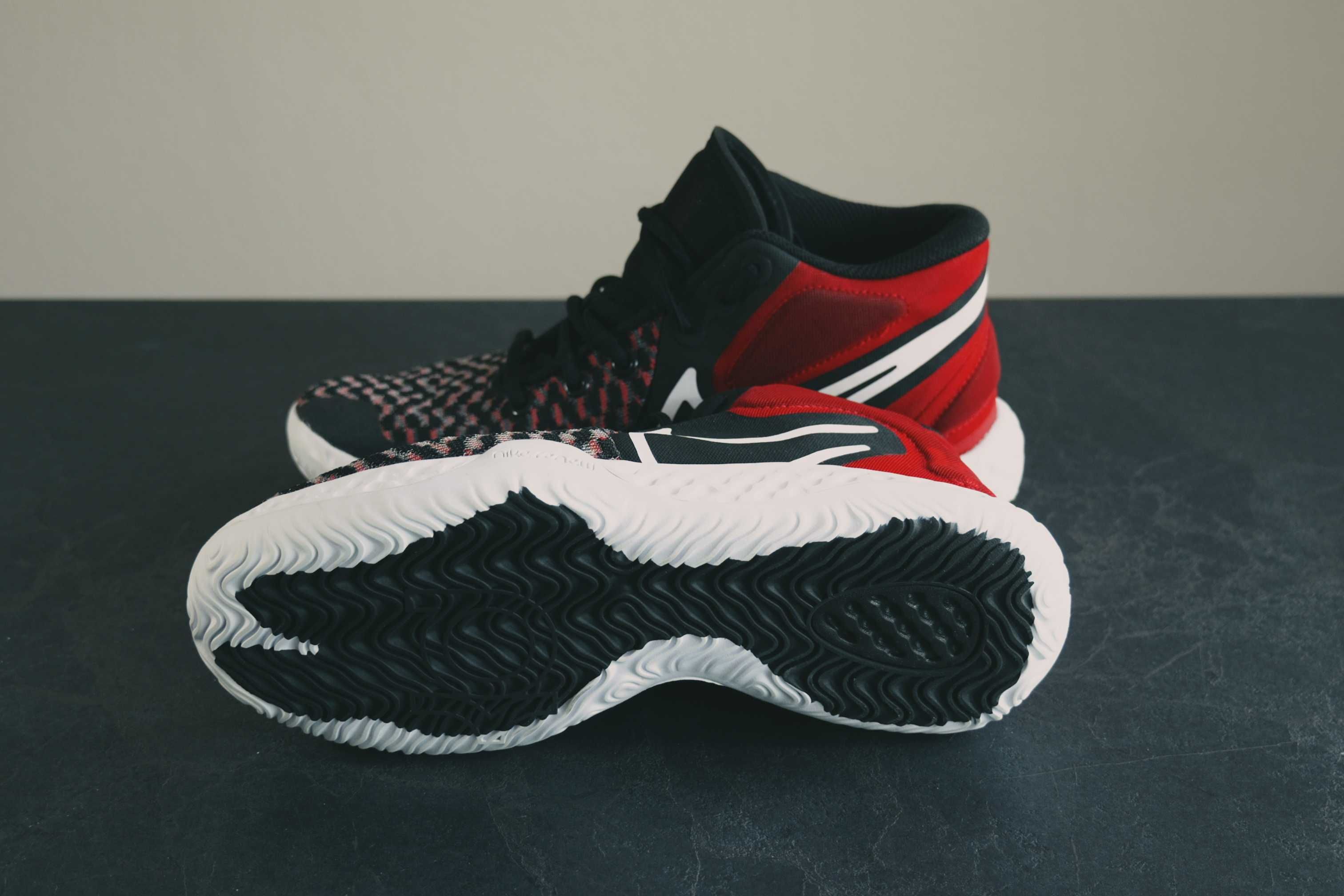 Nike KD Trey 5 VIII Bred - 40 номер Оригинални!