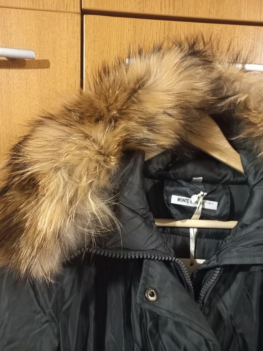 Нава парка с естествен косъм на качулката