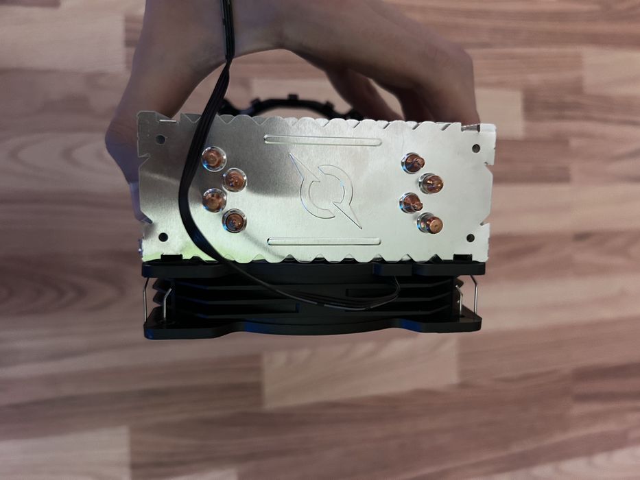Cooler cpu aqirys puck pro v2 rgb