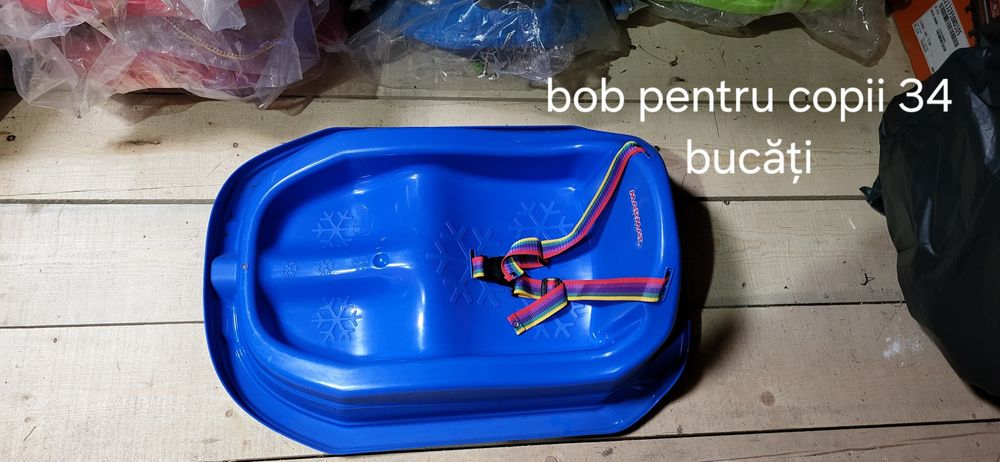 Sanie pentru copiii 
Sanile cele mari sunt cu spătar d