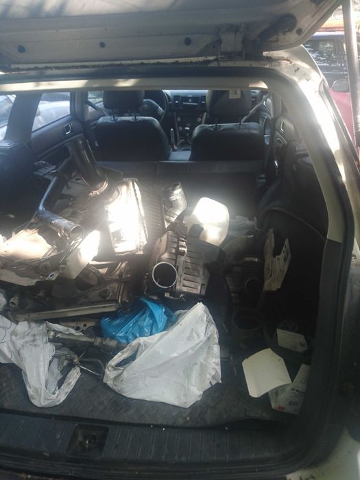 субару аутбек на части