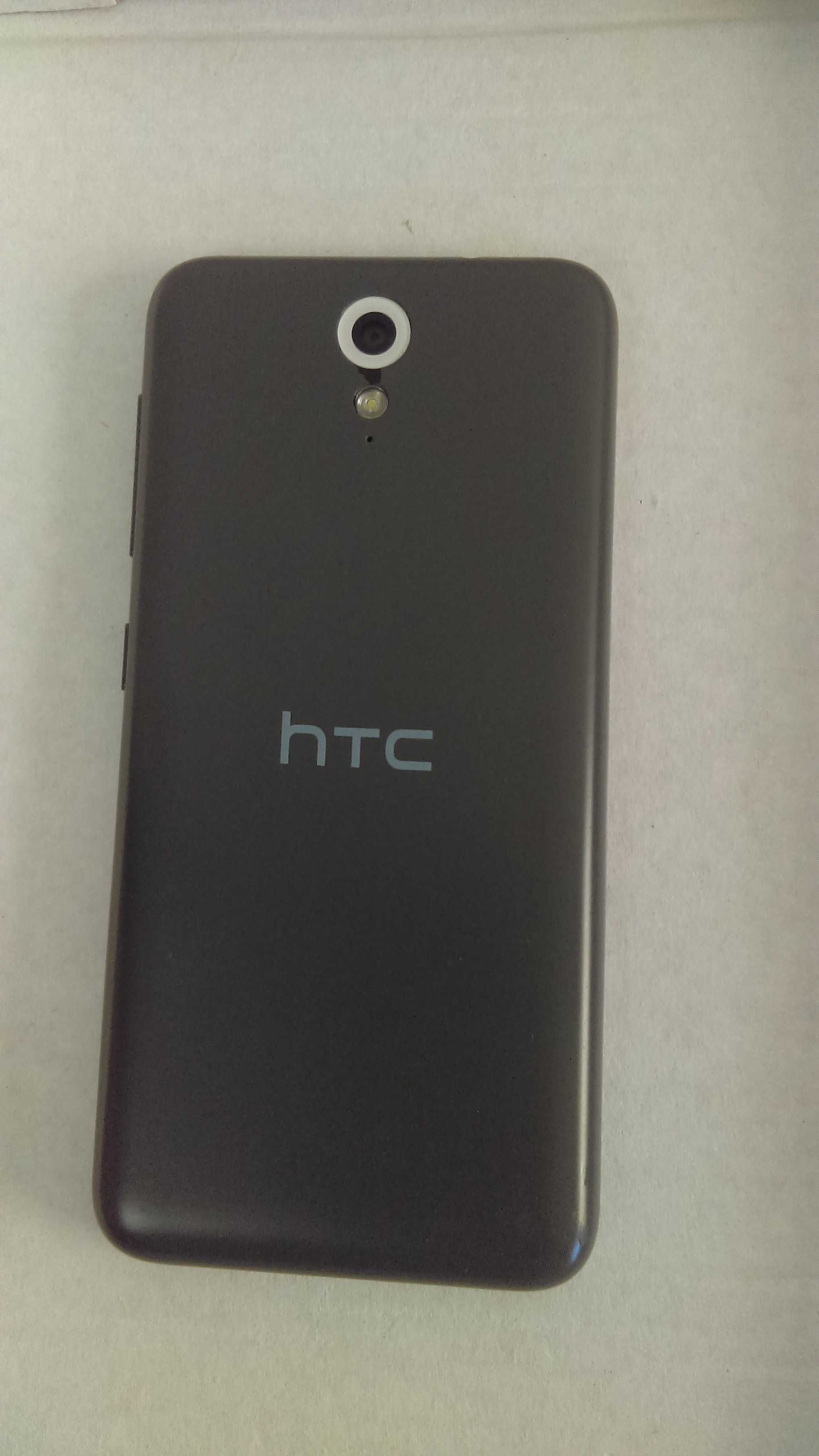 HTC Desire 620G.