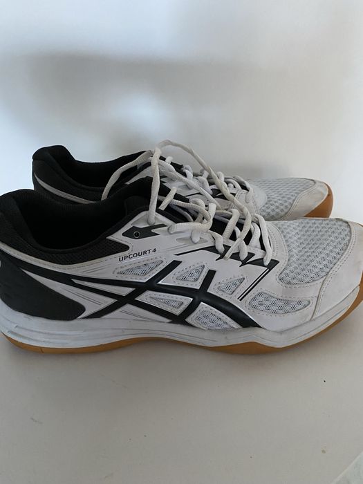 Asics маратонки за волейбол