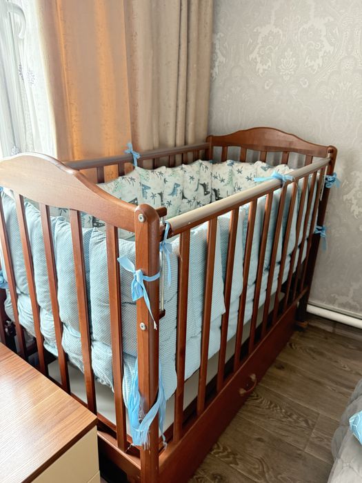 Продам детскую кровать