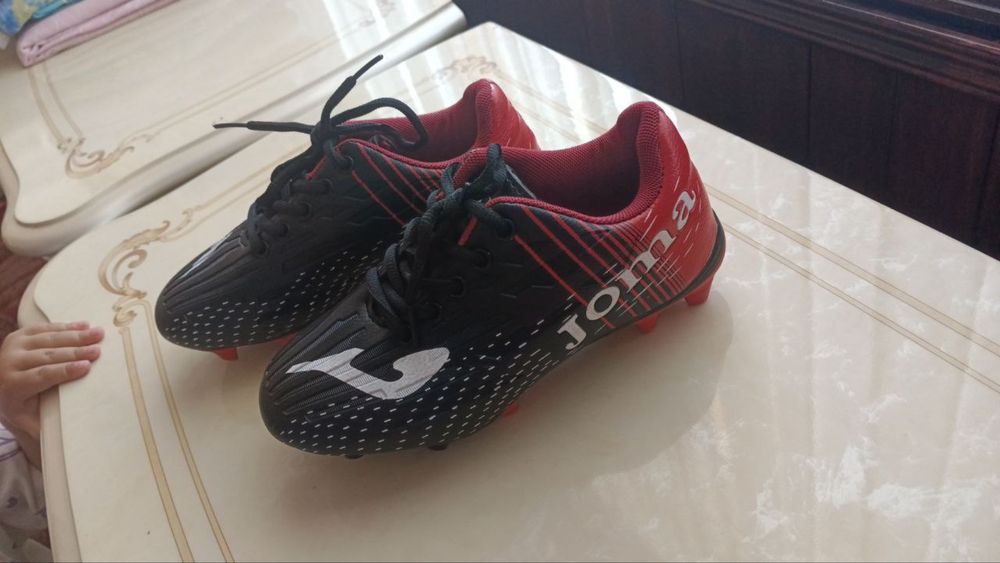 Бутсы JOMA 33 размер новые не использованные