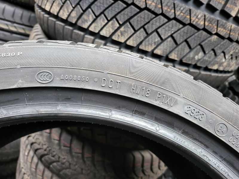 235/40/19 Continental 4бр