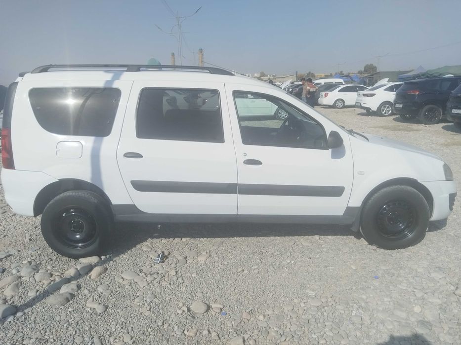 Lada Largus 2017