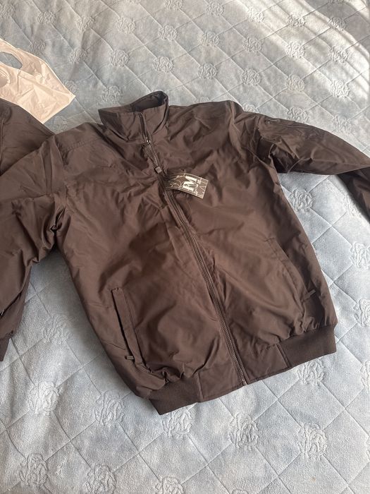 Продаются куртки ( бомберы)