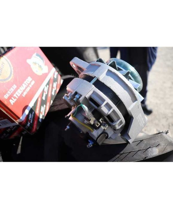 Alternator u650 cu releu de incarcare incorporat ROMANESC