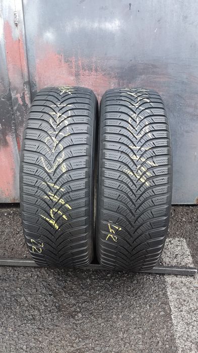 2бр зимни гуми 175/65/14 Hankook Winter
dot22
6.mm
Добре състояние на