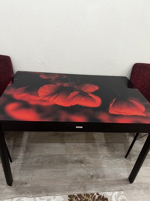 Продам стол кухоный