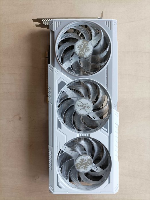 Видеокарта Intel Arc B580 12GB - Asrock Steel Legend